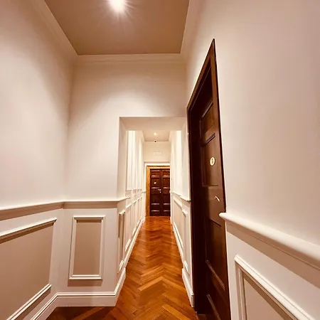 Cavalieri Palace Konukevi